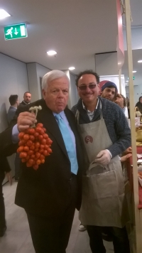 ON. CAV. LUCIANO CIMMINO Patron di Carpisa e Yamamay